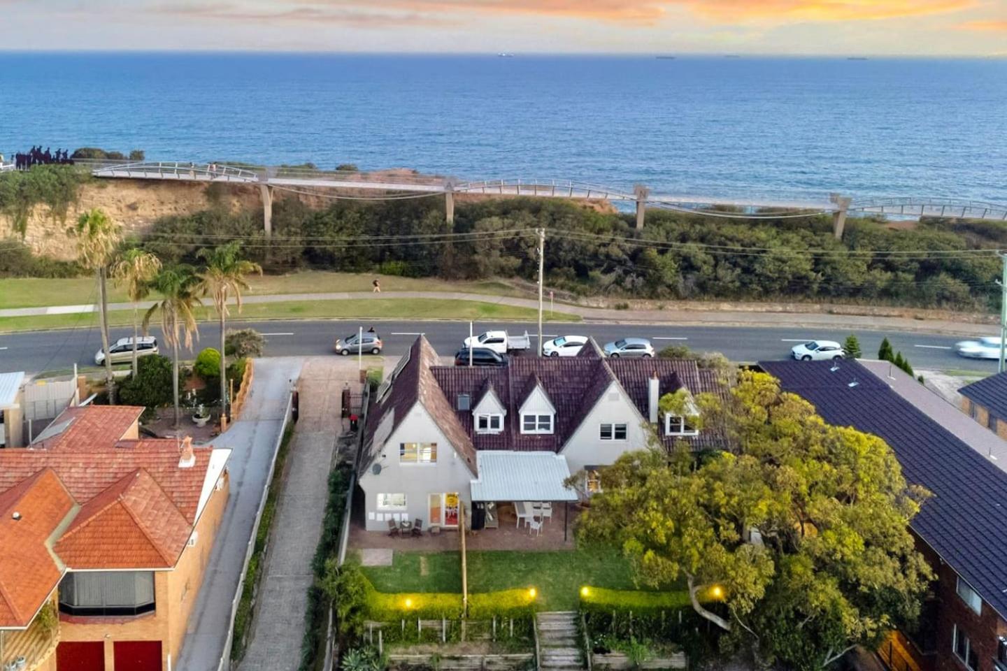 City Lights At The Hill - Newcastle Panoramas Villa Exterior photo